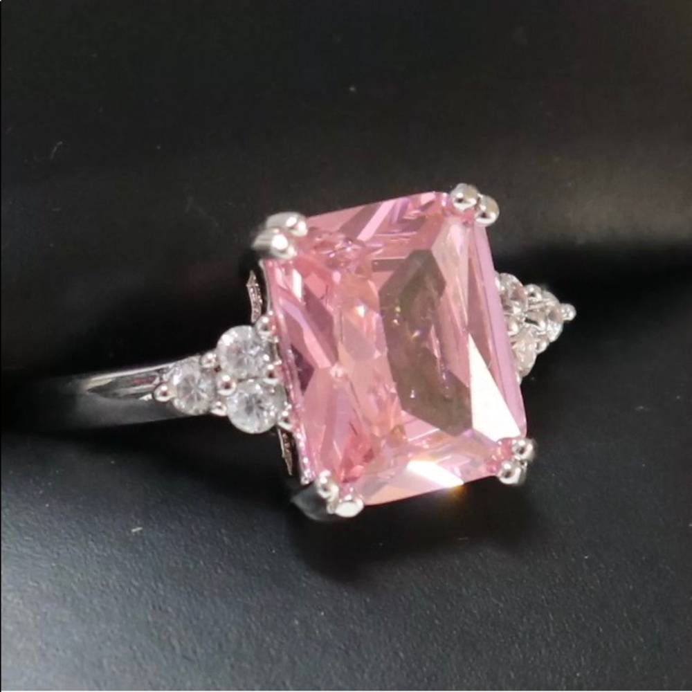 🌷 Pink Sapphire Emerald Cut approx 4 cts.in .925 - Picture 2 of 5